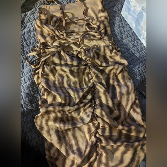 New Lace-Up Back Satin Mini Bodycon Dress in Cognac Tiger Print Wild Fable XS - Picture 6 of 6
